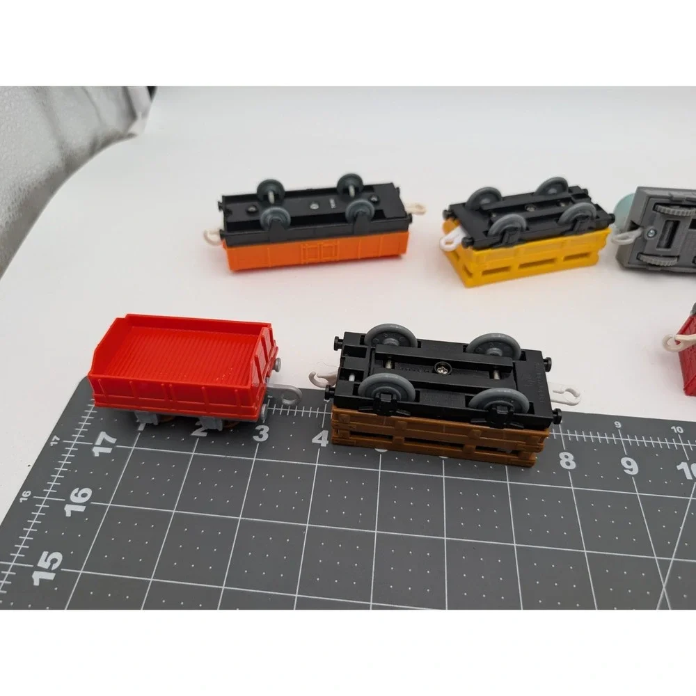 Thomas Train Trackmaster Cargo Cars Mattel HIT